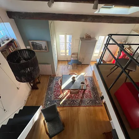 Le Petit Duplex Du Quartier-haut Lägenhet