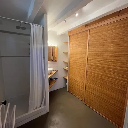 Le Petit Duplex Du Quartier-haut Lägenhet Sète