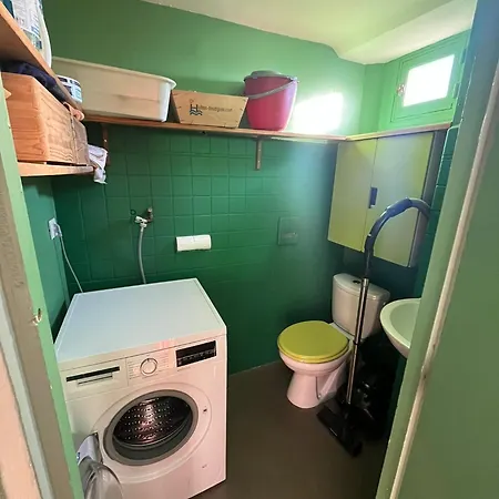 Le Petit Duplex Du Quartier-haut Lägenhet Sète