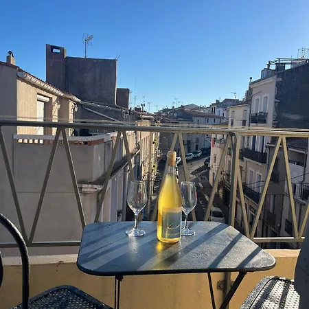 Le Petit Duplex Du Quartier-haut Lägenhet